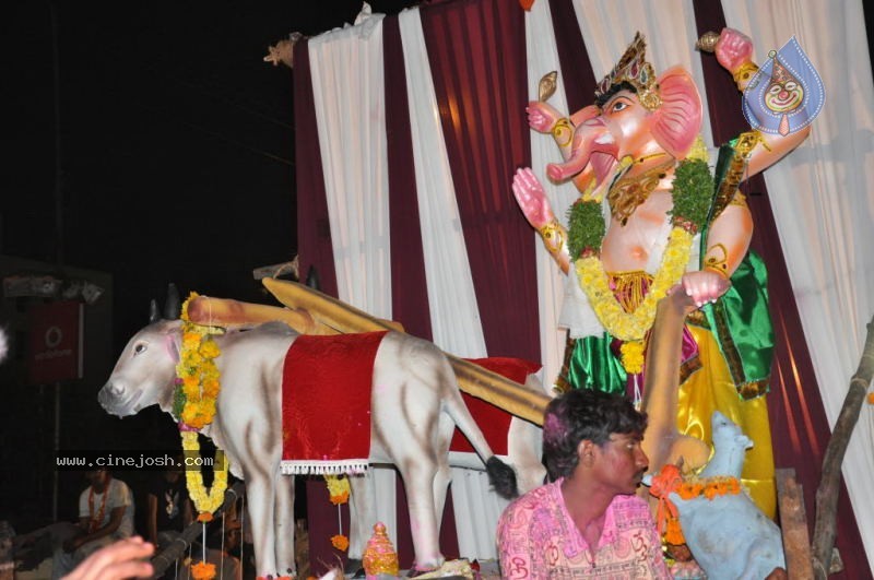 Ganesh Nimajjan At Hussain Sagar - 183 / 183 photos