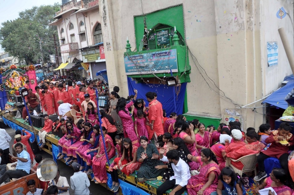Ganesh Procession in Hyderabad 2017 - 12 / 45 photos