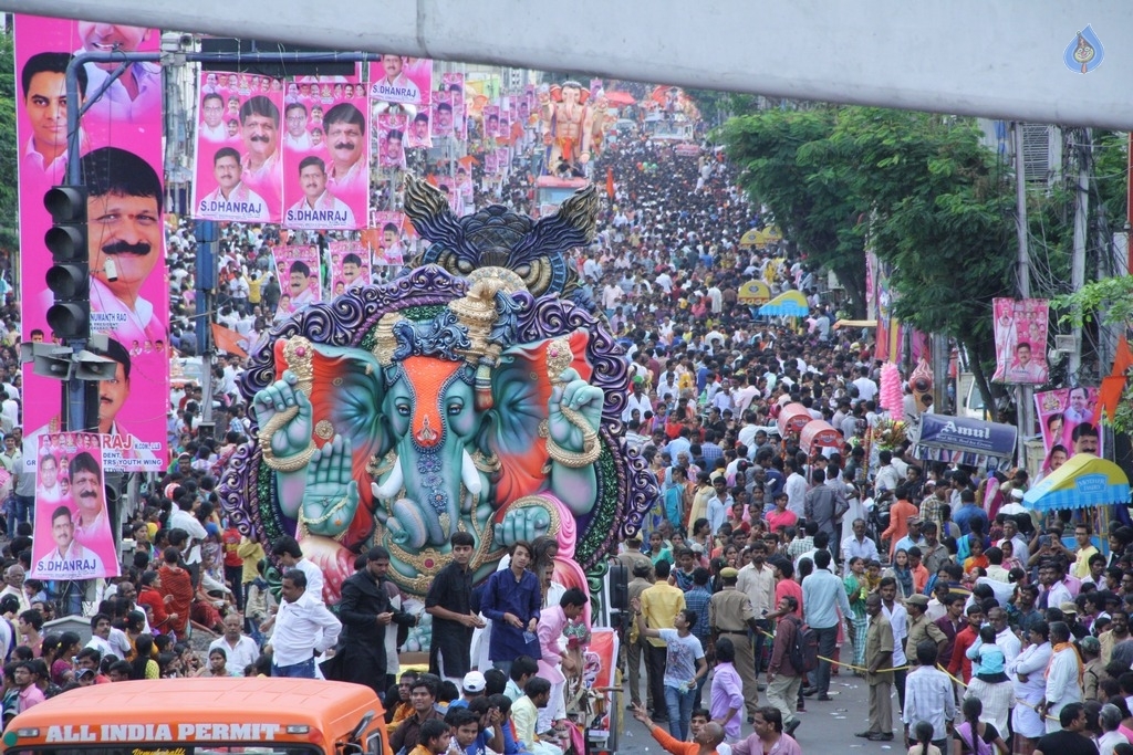 Ganesh Procession in Hyderabad 2017 - 17 / 45 photos