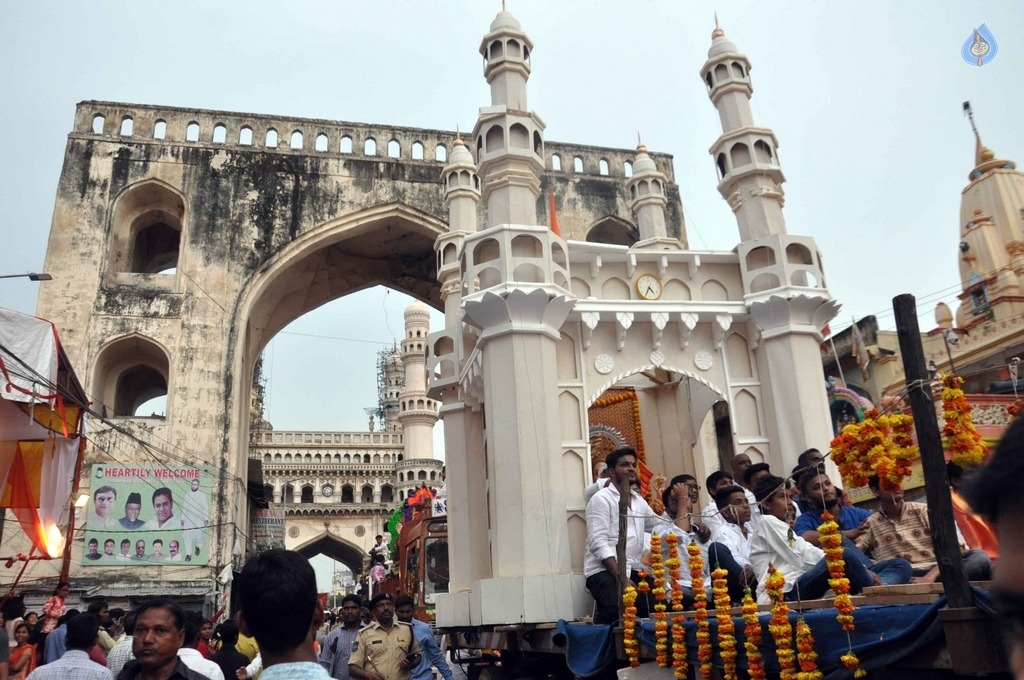 Ganesh Procession in Hyderabad 2017 - 28 / 45 photos