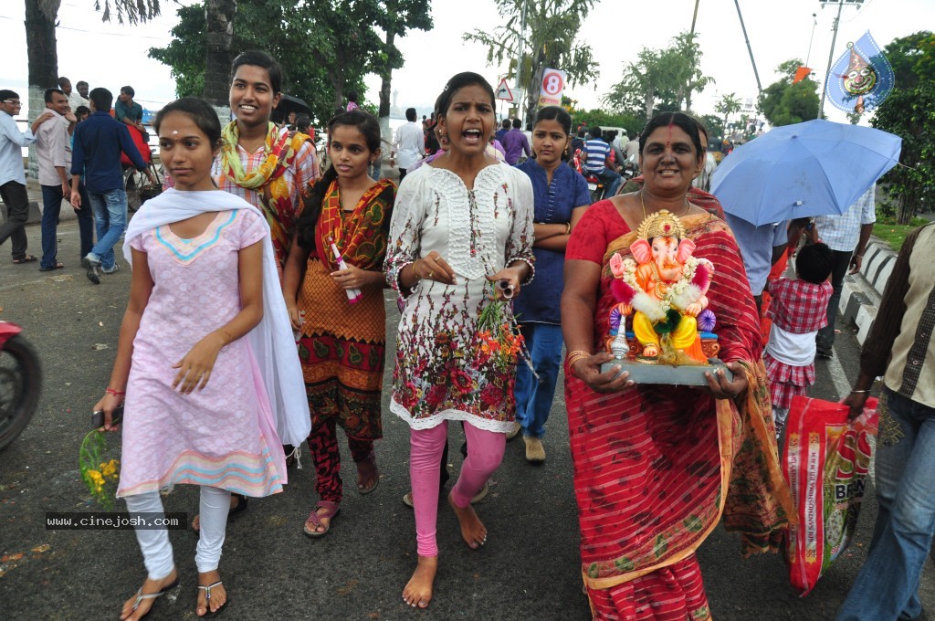 Ganesh Visarjan Photos at Hyd - 01 - 12 / 255 photos