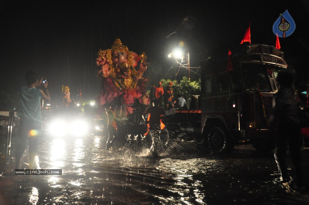 Ganesh Visarjan Photos at Hyd - 01 - 84 / 255 photos