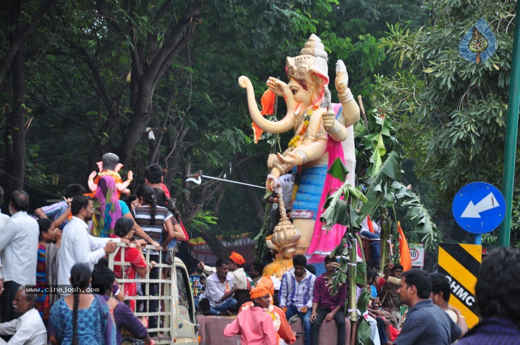 Ganesh Visarjan Photos at Hyd - 01 - 213 / 255 photos
