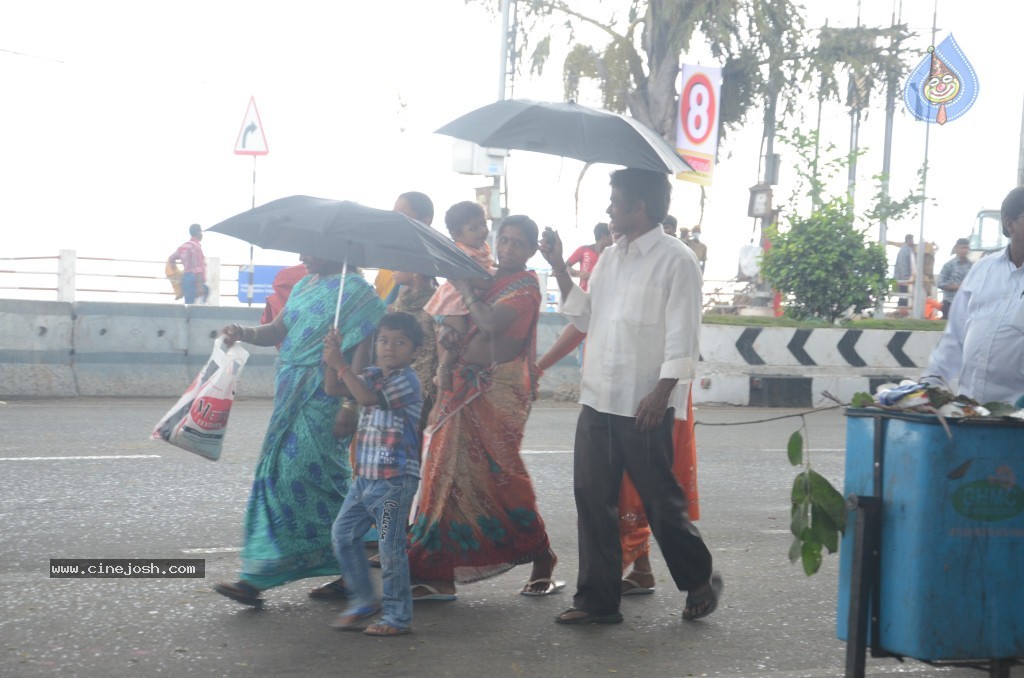 Ganesh Visarjan Photos at Hyd - 02 - 49 / 167 photos