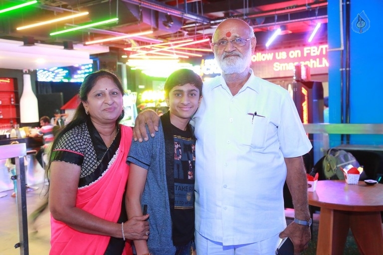 Gaurav Bhutada Birthday Bash - 8 / 54 photos