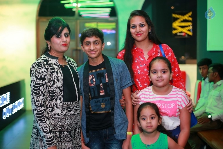Gaurav Bhutada Birthday Bash - 28 / 54 photos