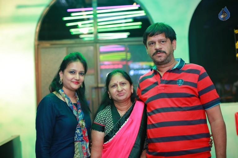 Gaurav Bhutada Birthday Bash - 50 / 54 photos
