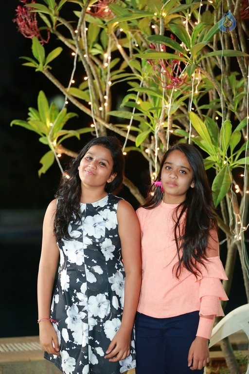 Get together Party Hosted by Omesh and Kanchan - 73 / 77 photos
