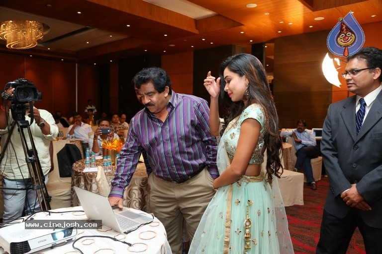 Gold Pillar App Launch  - 22 / 36 photos