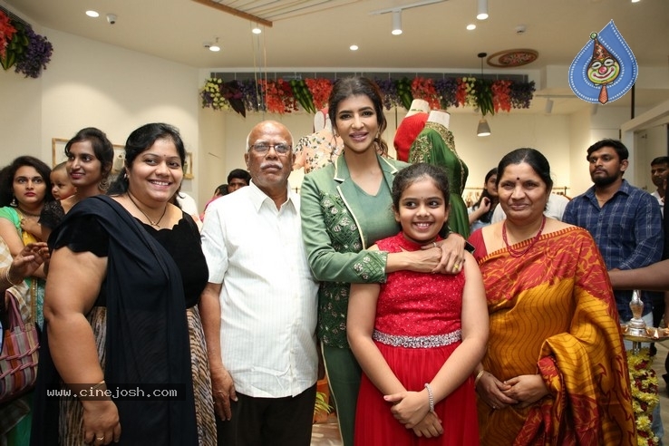 Grand Launch of  ENDLESS KNOT Handloom Store - 12 / 55 photos