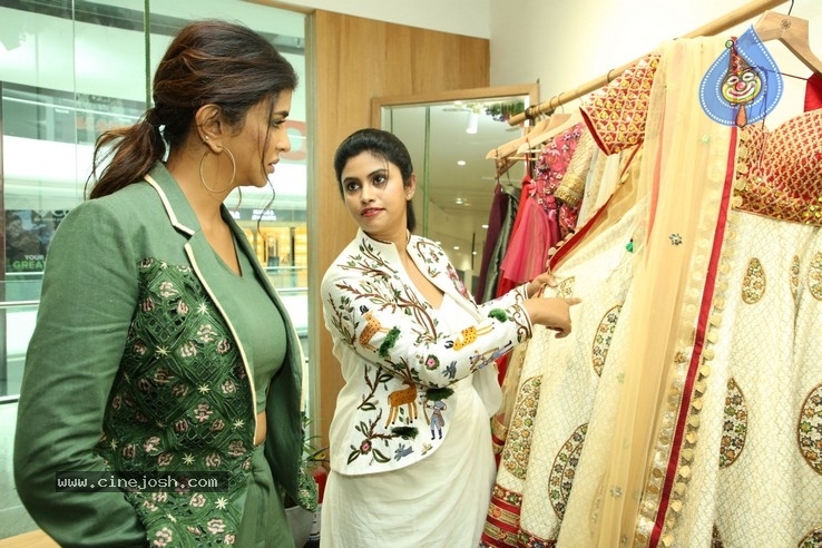 Grand Launch of  ENDLESS KNOT Handloom Store - 20 / 55 photos