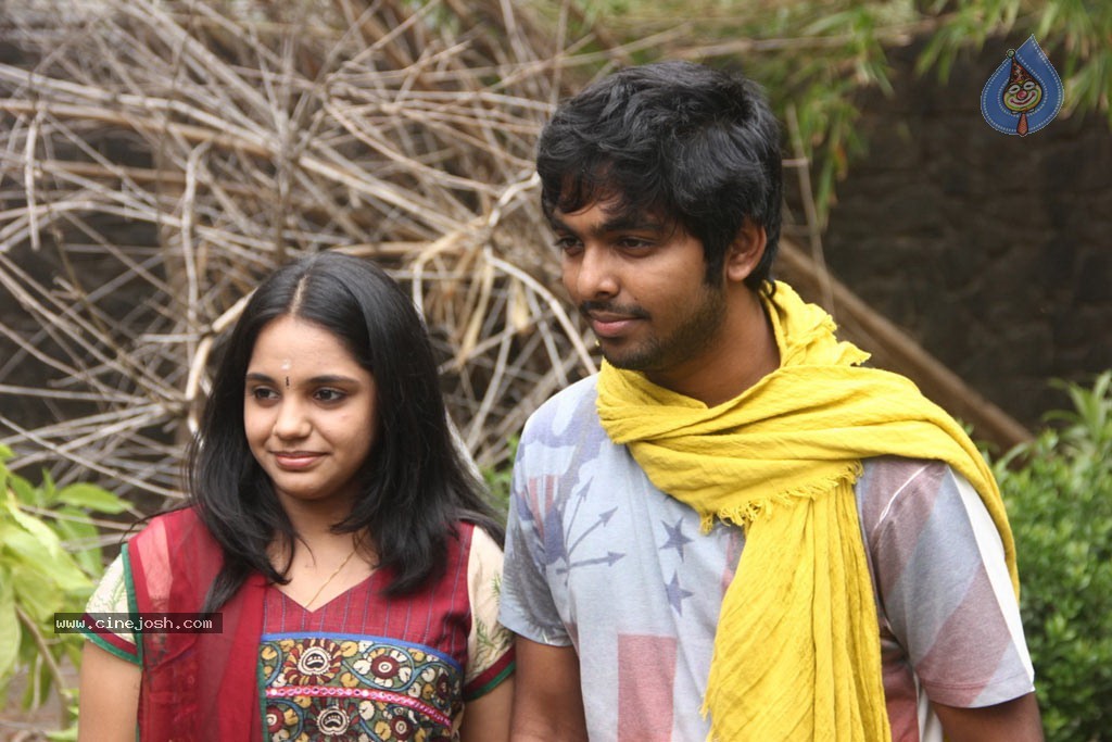 GV Prakash and Saindhavi PM - 20 / 31 photos