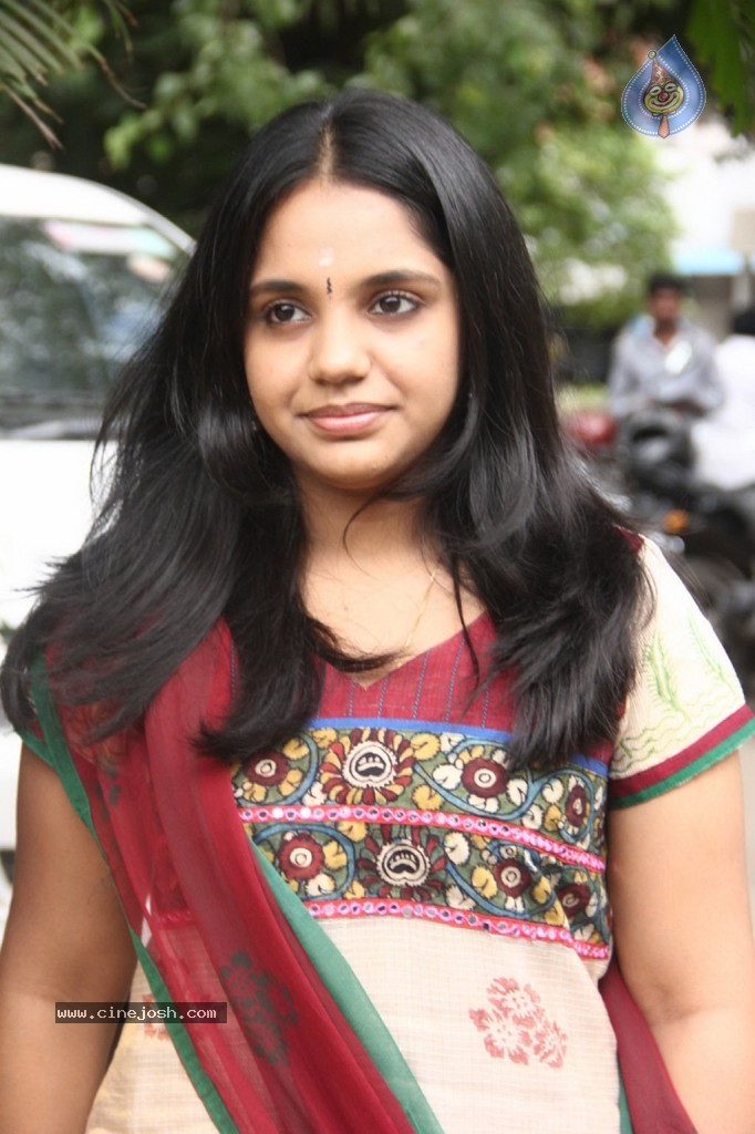 GV Prakash and Saindhavi PM - 27 / 31 photos