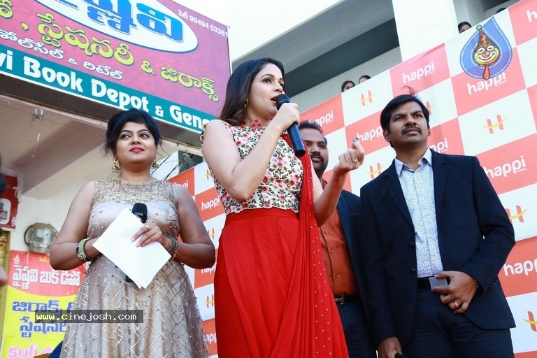 Happi Mobiles Grand Store Launched By Actress Lavanya Tripathi - 6 / 20 photos