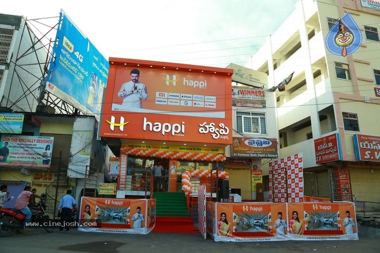 Happi Mobiles Grand Store Launched By Actress Lavanya Tripathi - 9 / 20 photos