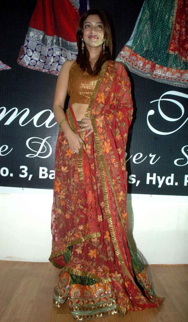 Harika At Fashion Show - 4 / 12 photos
