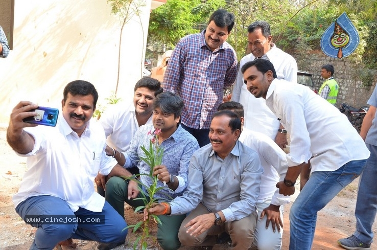 Harish Shanker In Green India Challenge - 9 / 29 photos