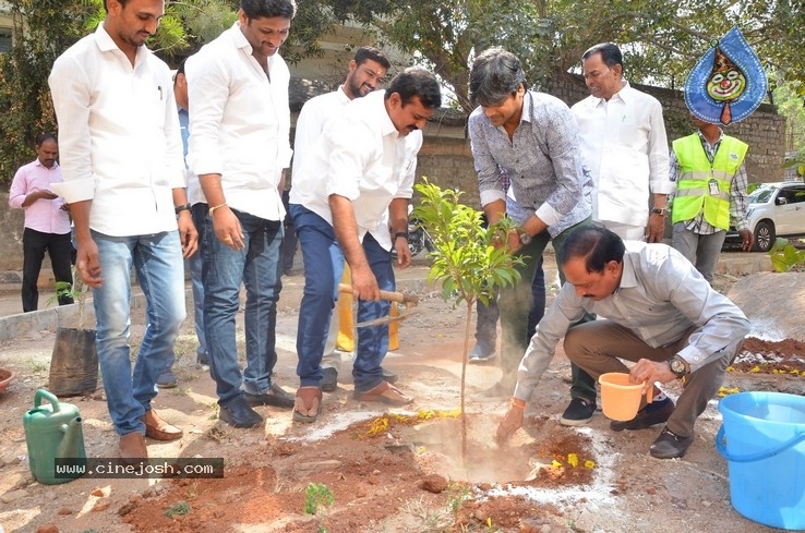 Harish Shanker In Green India Challenge - 10 / 29 photos