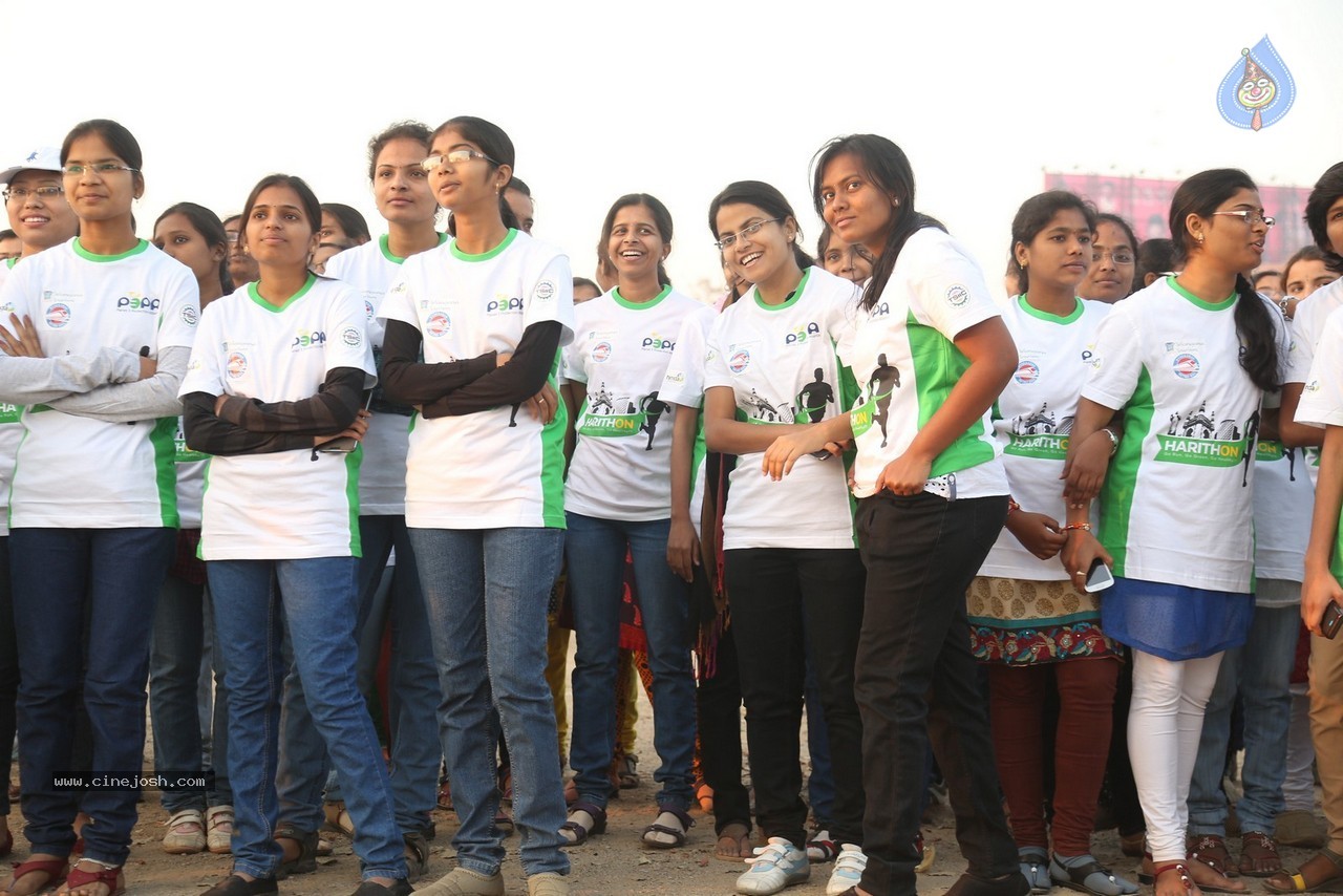 Harithon The Green 2k Run Photos - 19 / 150 photos