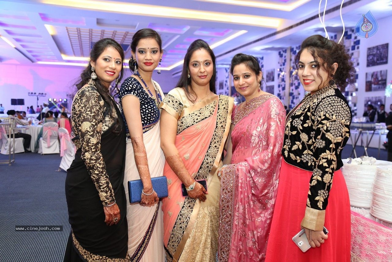 Harmeet and Rashmit Engagement Ceremony - 66 / 186 photos