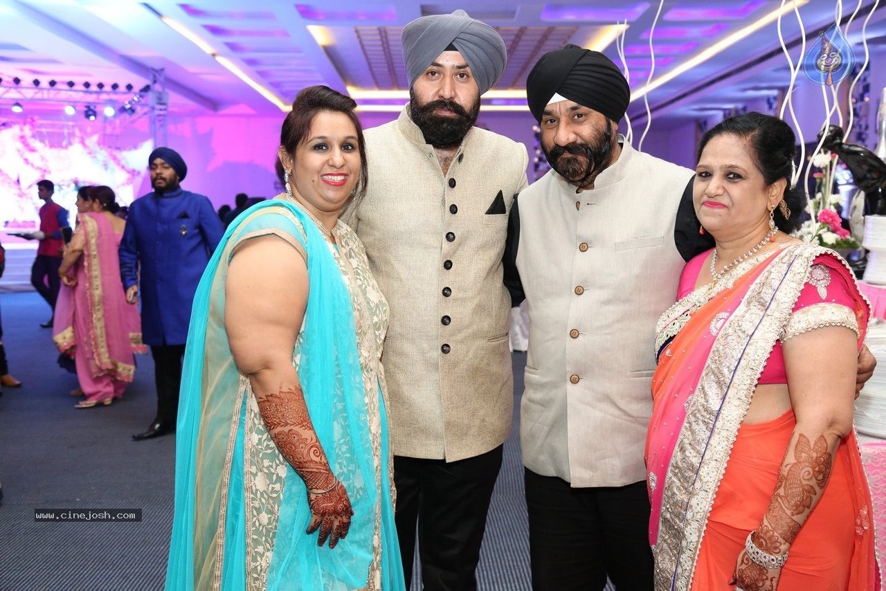 Harmeet and Rashmit Engagement Ceremony - 94 / 186 photos