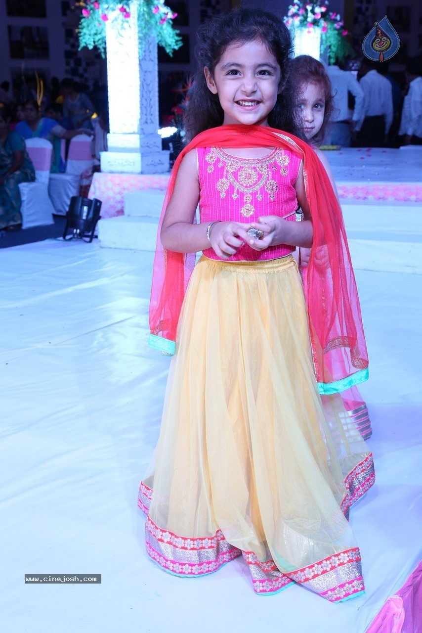 Harmeet and Rashmit Engagement Ceremony - 96 / 186 photos