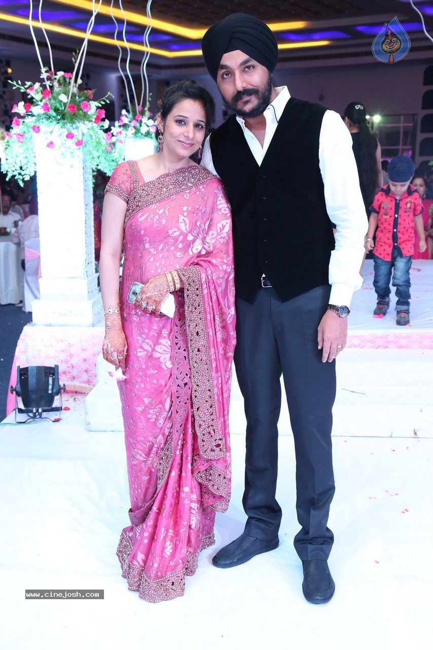 Harmeet and Rashmit Engagement Ceremony - 126 / 186 photos