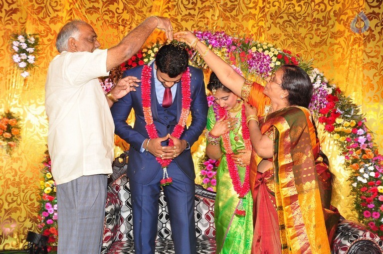 Hero Shiva and Anusha Wedding Reception - 18 / 94 photos