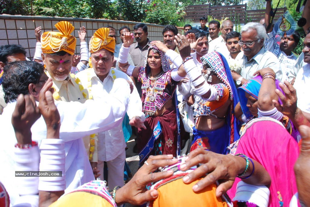 Holi 2014 Celebrations in Hyderabad - 3 / 151 photos