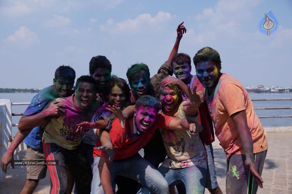 Holi 2014 Celebrations in Hyderabad - 6 / 151 photos