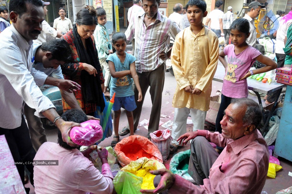 Holi Celebrations at Hyderabad - 14 / 73 photos