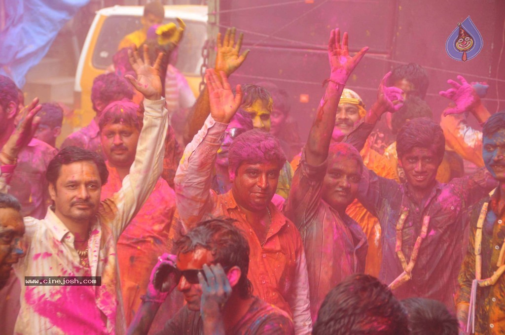 Holi Celebrations at Hyderabad - 16 / 73 photos