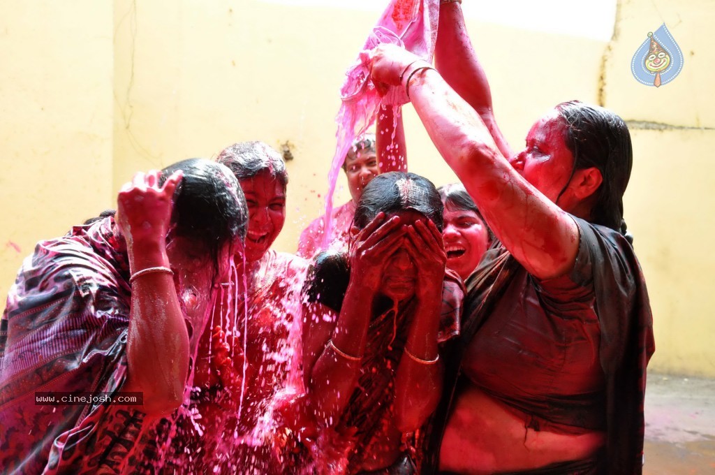 Holi Celebrations at Hyderabad - 30 / 73 photos