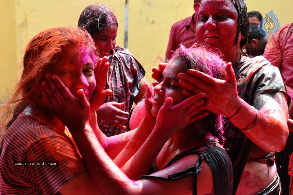 Holi Celebrations at Hyderabad - 54 / 73 photos