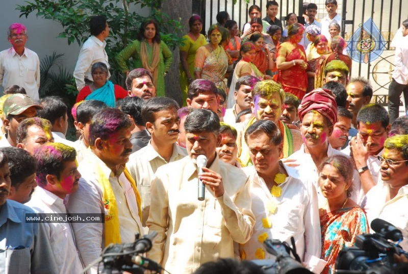 Holi Celebrations in Hyderabad - 2 / 76 photos