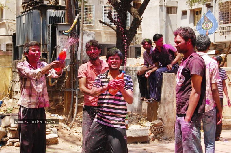 Holi Celebrations in Hyderabad - 17 / 76 photos