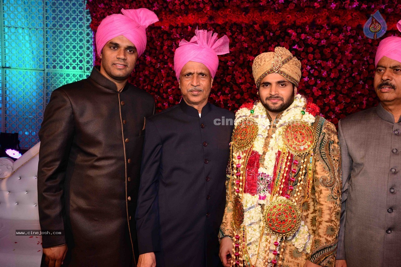 Humera Tarannum n Mohd Sameer Ahmed Wedding Ceremony - 20 / 109 photos