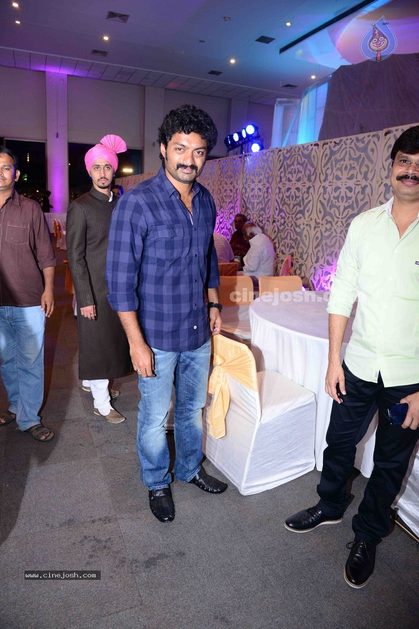 Humera Tarannum n Mohd Sameer Ahmed Wedding Ceremony - 29 / 109 photos