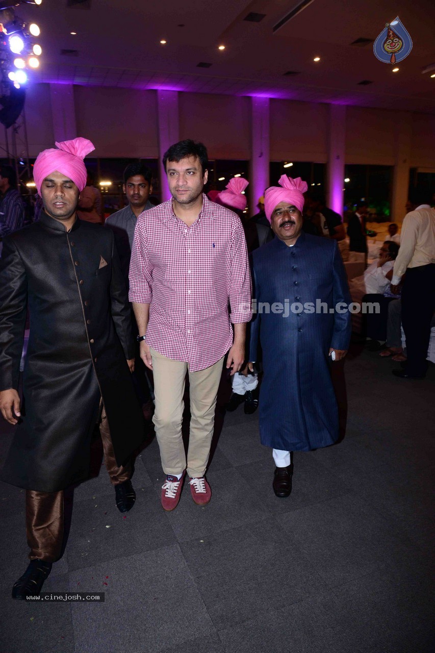 Humera Tarannum n Mohd Sameer Ahmed Wedding Ceremony - 75 / 109 photos