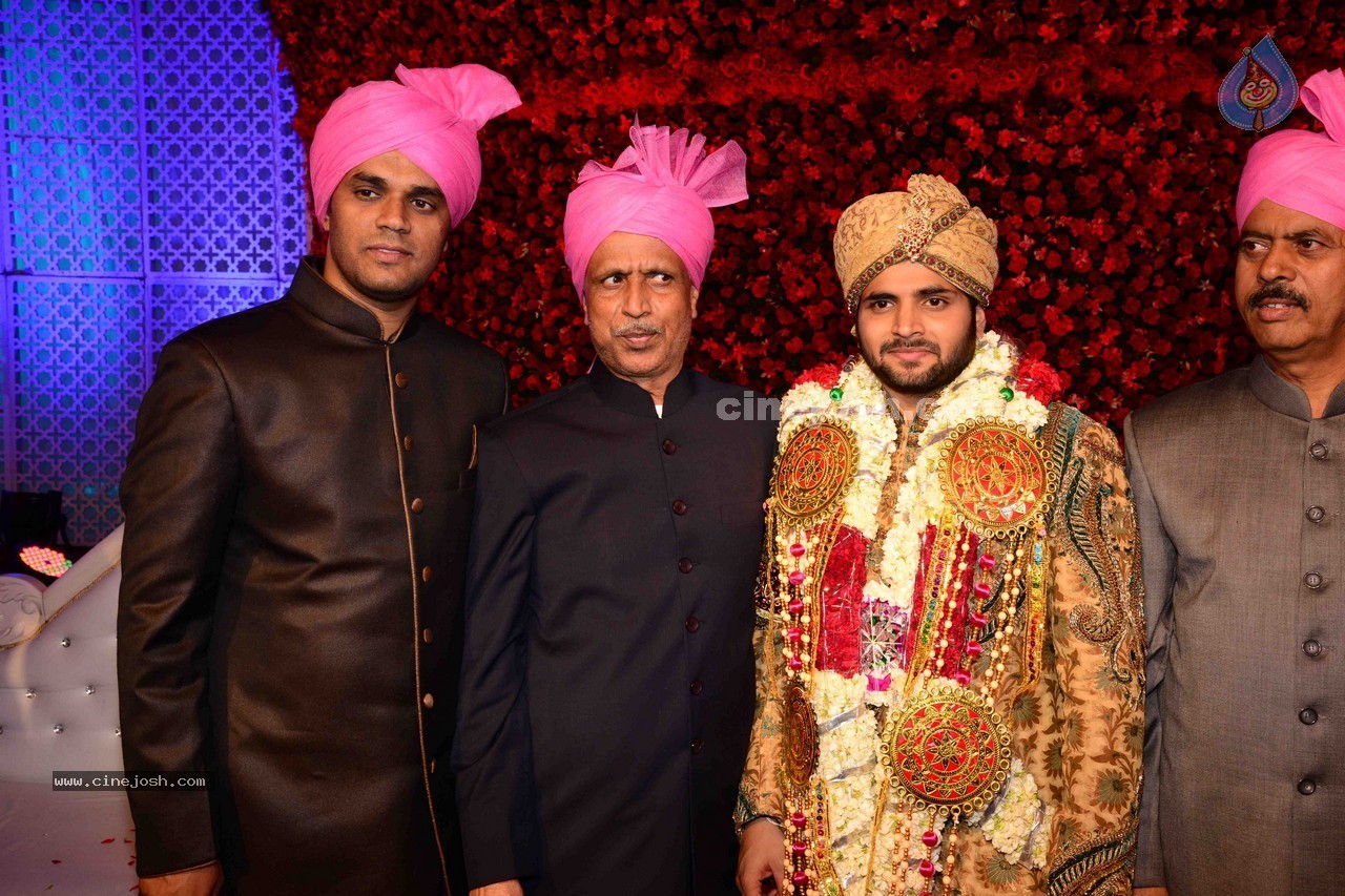Humera Tarannum n Mohd Sameer Ahmed Wedding Ceremony - 76 / 109 photos
