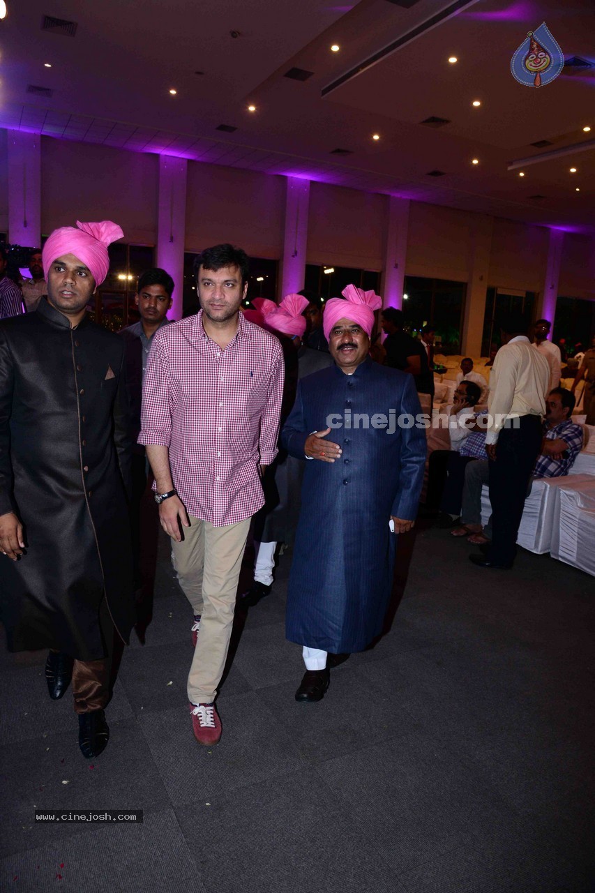 Humera Tarannum n Mohd Sameer Ahmed Wedding Ceremony - 85 / 109 photos