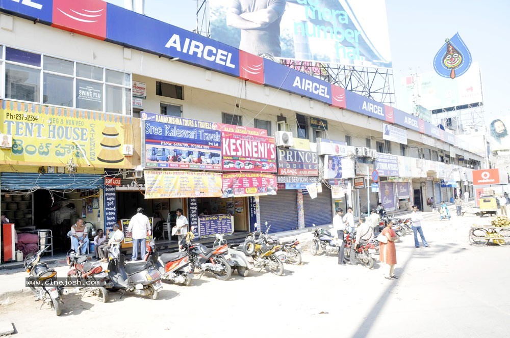 Hyderabad City Bandh By TRS  - 9 / 34 photos