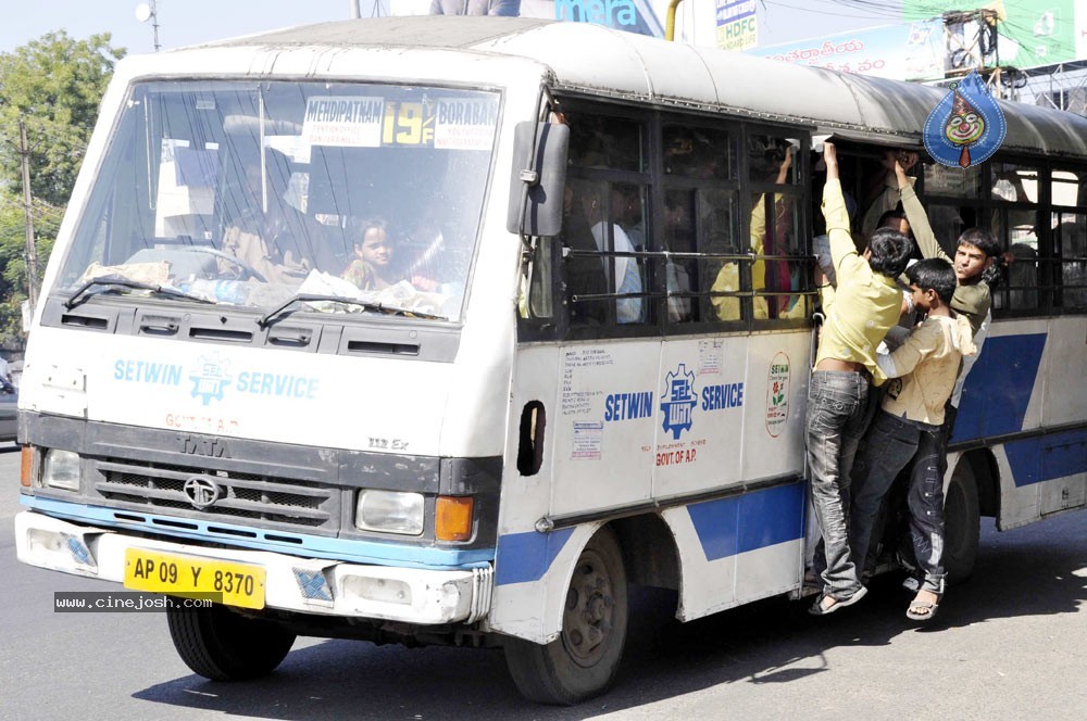 Hyderabad City Bandh By TRS  - 10 / 34 photos