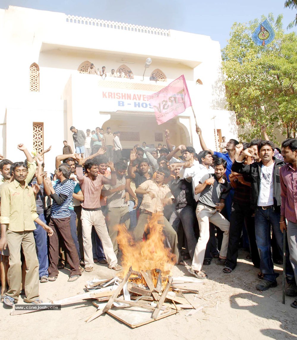 Hyderabad City Bandh By TRS  - 31 / 34 photos