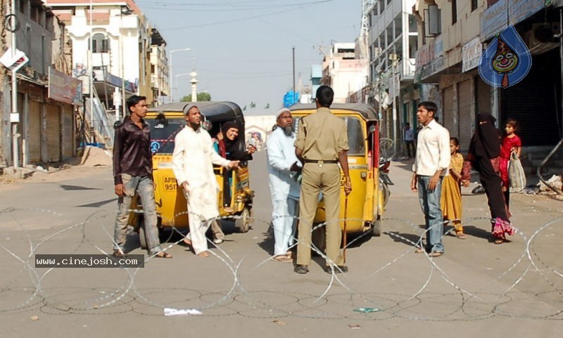 Hyderabad Old City Curfew Pics   - 4 / 102 photos