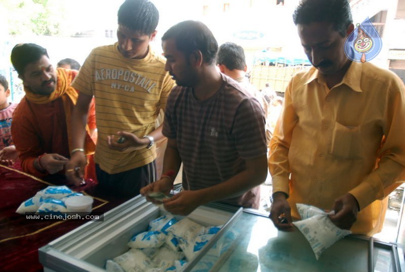 Hyderabad Old City Curfew Pics   - 6 / 102 photos