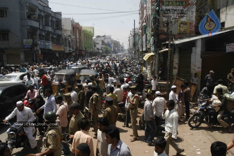 Hyderabad Old City Curfew Pics   - 28 / 102 photos