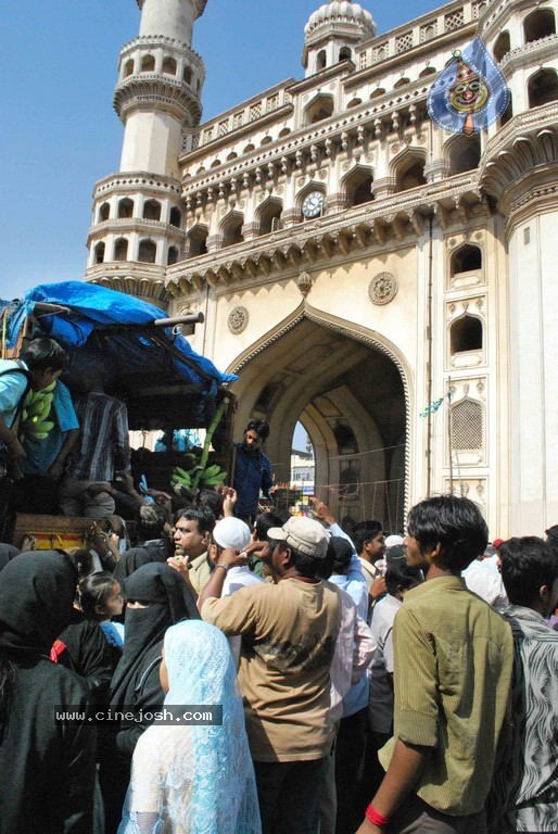 Hyderabad Old City Curfew Pics   - 46 / 102 photos