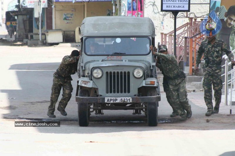 Hyderabad Old City Curfew Pics   - 48 / 102 photos