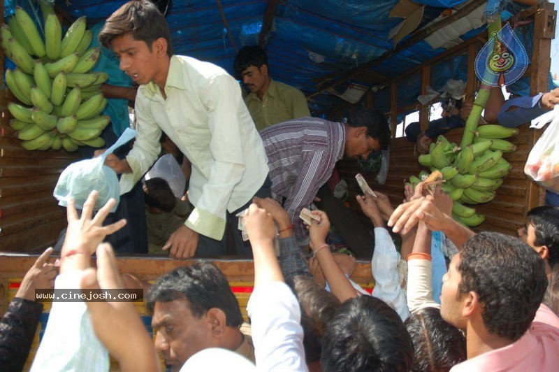 Hyderabad Old City Curfew Pics   - 70 / 102 photos